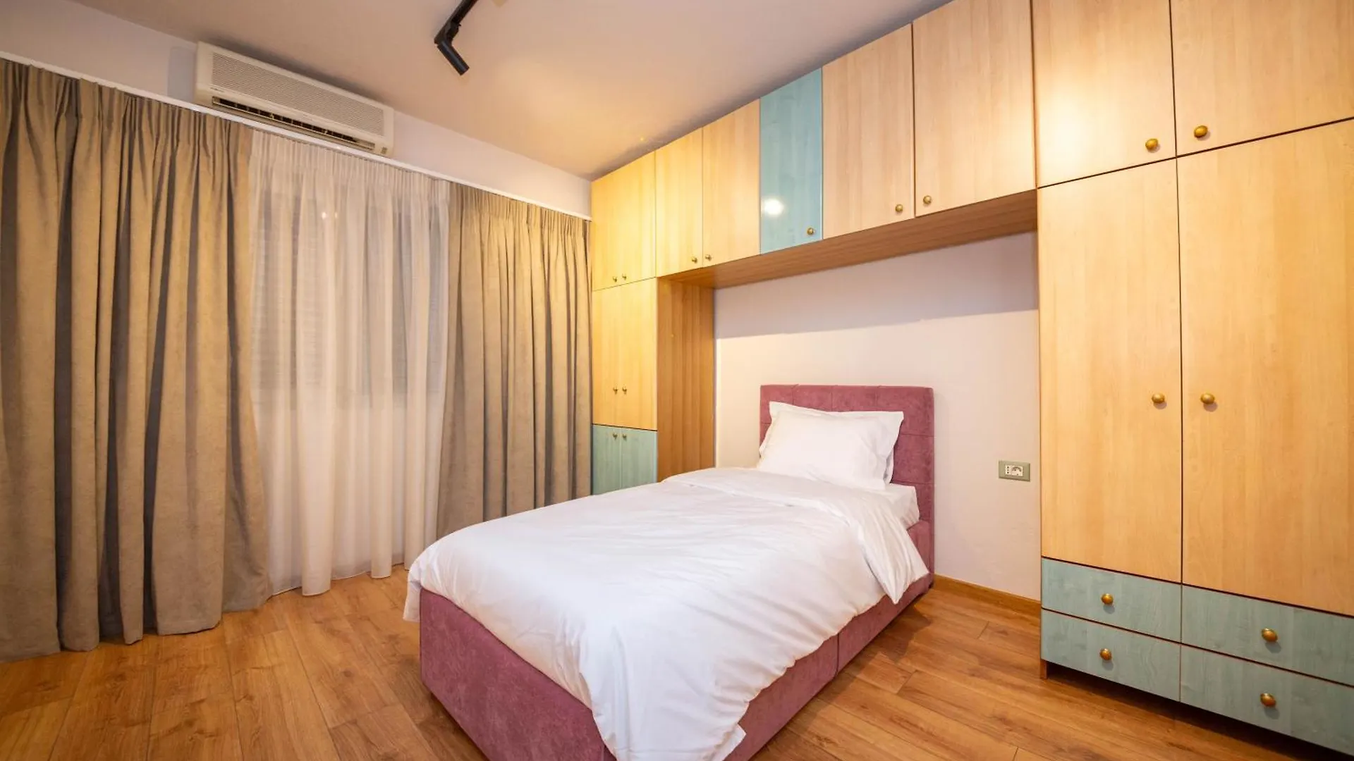 Blloku Unique Apartments 3 Tirana